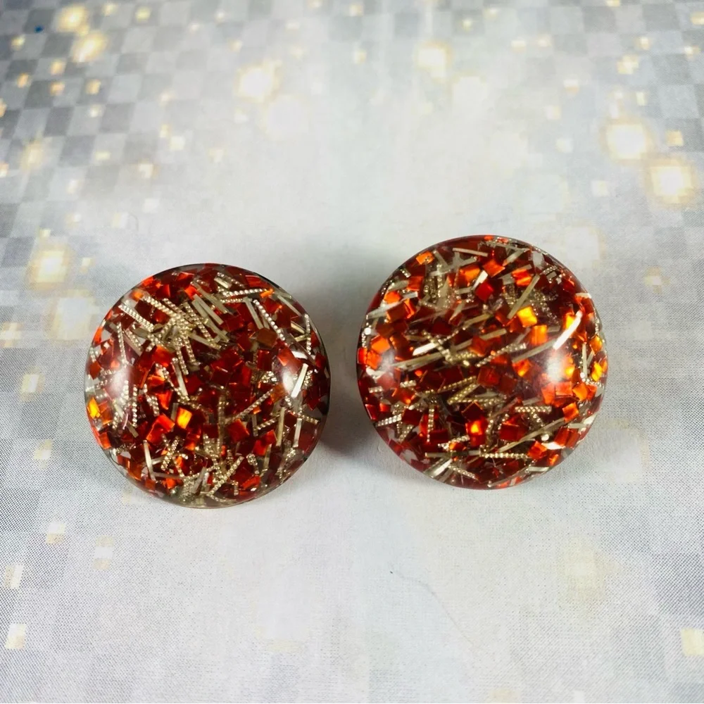 Vintage 50s 60s red and silver confetti lucite button clip on earrings